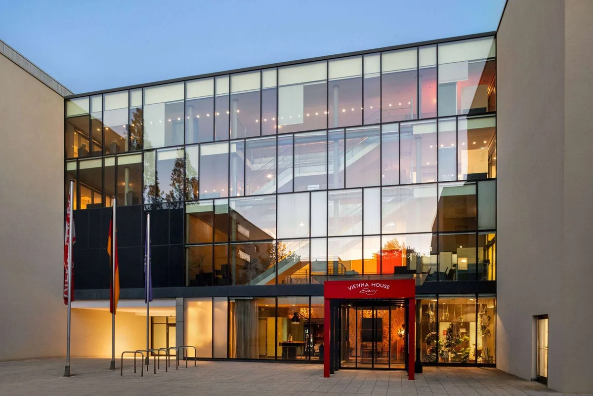 Vienna House Easy by Wyndham Stuttgart — 5