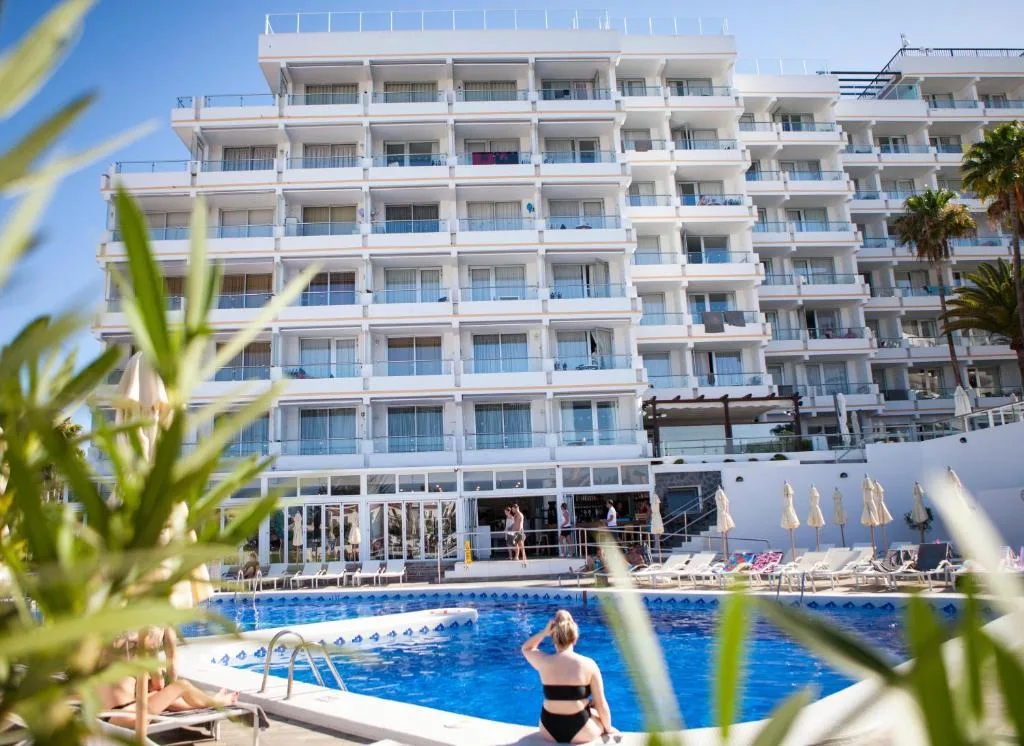 Coral Ocean View - Adults Only — 4
