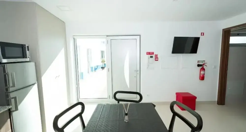 Peralux Apartamentos — 4