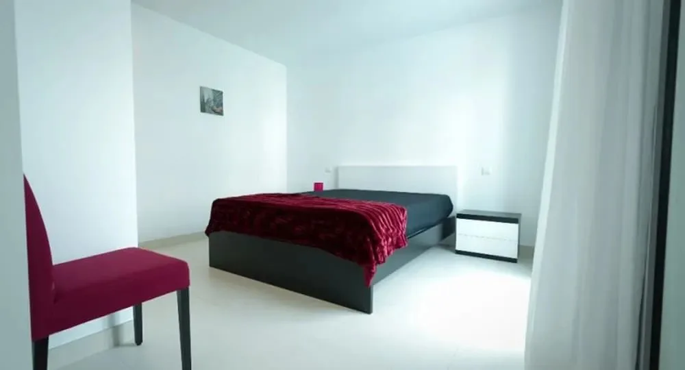 Peralux Apartamentos — 5
