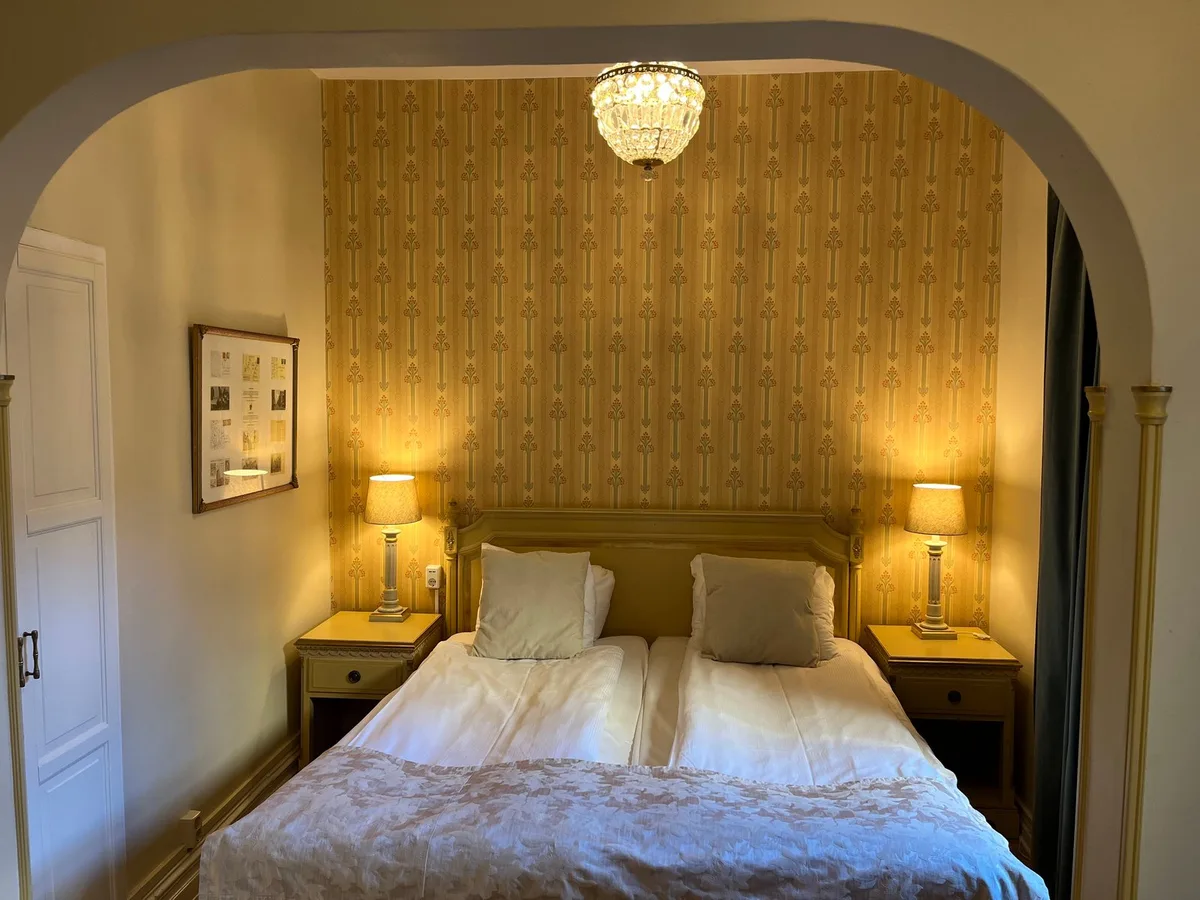 Mayfair Hotel Tunneln