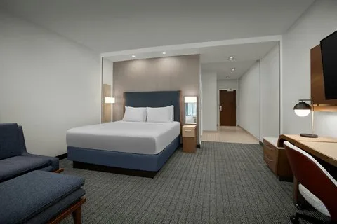 Courtyard by Marriott Atlanta Kennesaw — 5