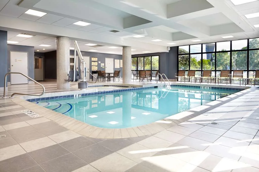 Embassy Suites by Hilton Atlanta Galleria — 3
