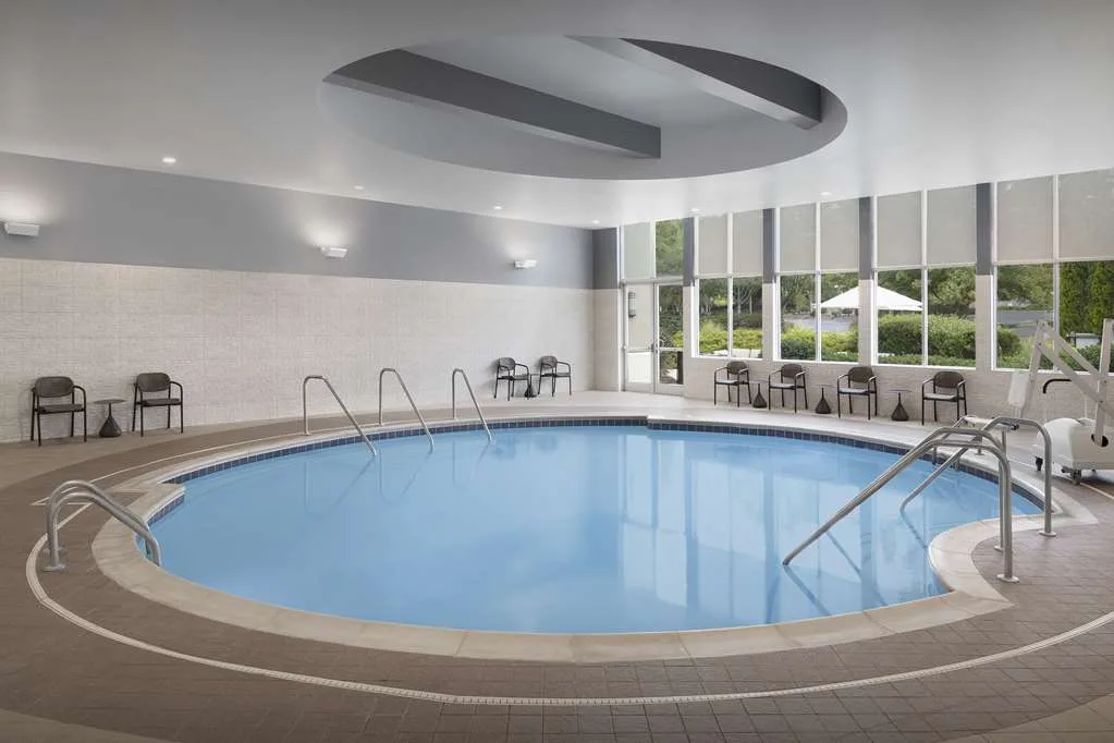 Embassy Suites by Hilton Atlanta Kennesaw Town Center — 4