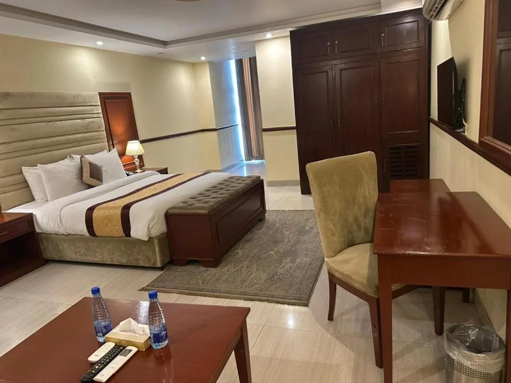 City Oasis Boutique Hotel — 2