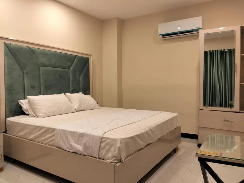 Dove INN Express — 2