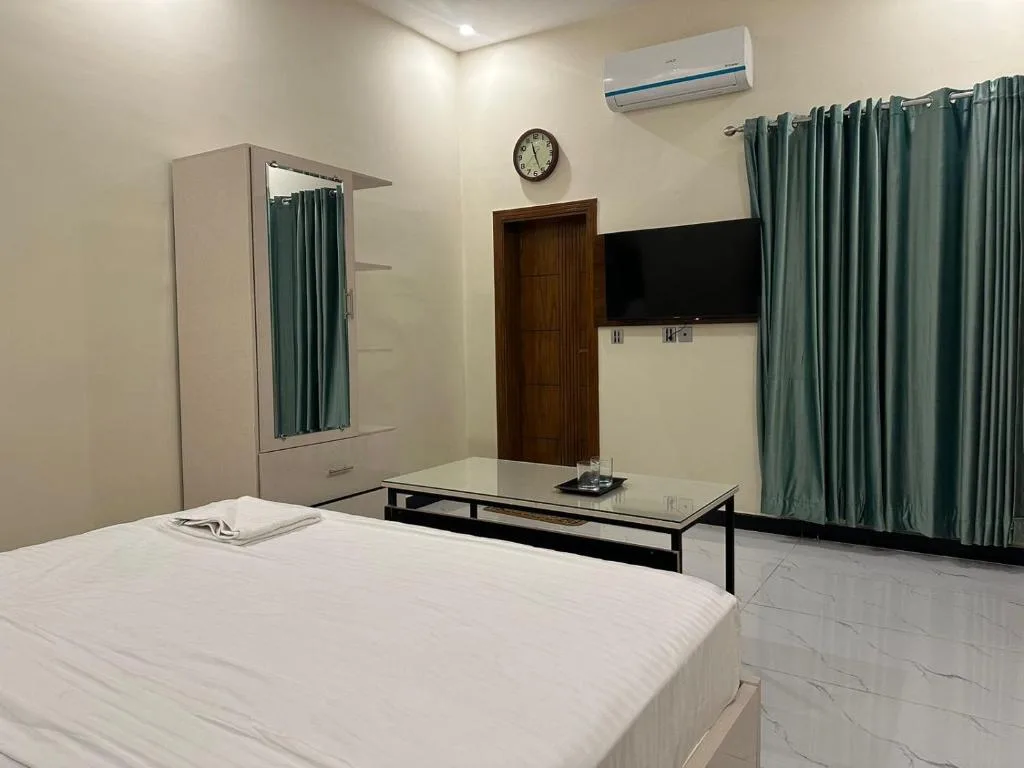 Dove INN Express — 3