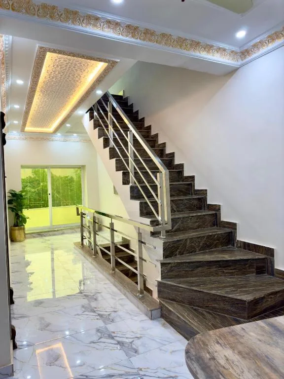 Hotel Supreme Lahore — 4