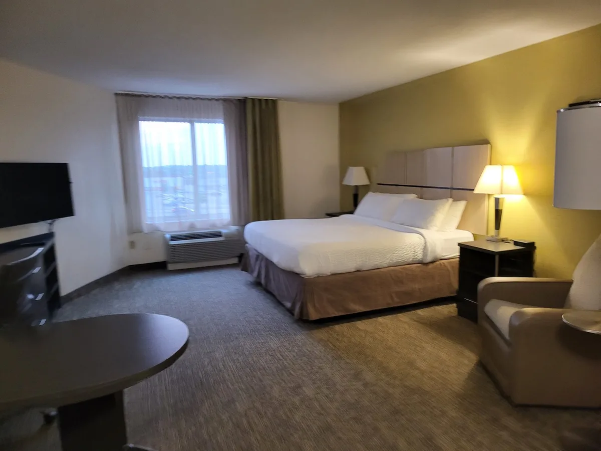 Candlewood Suites Erie, an IHG Hotel — 4