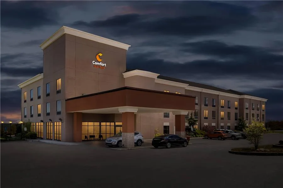 Comfort Suites Edinboro — 2
