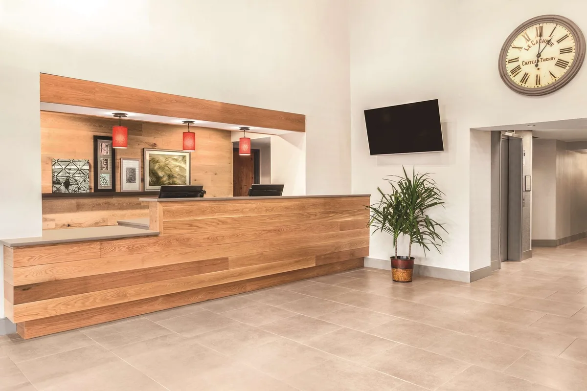 Country Inn & Suites by Radisson, Erie, PA — 5