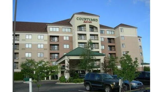 Courtyard by Marriott Erie Ambassador Conference Center — 2
