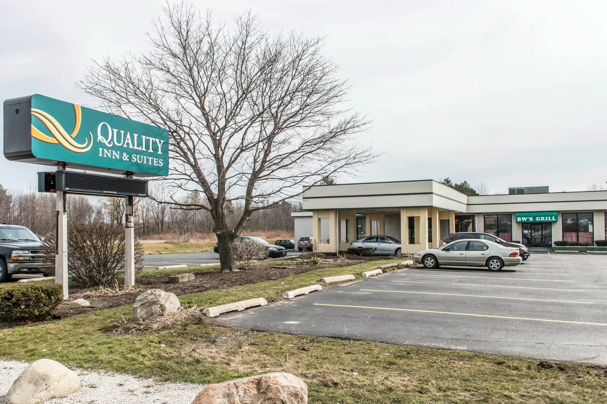 Quality Inn & Suites Fairview - Erie — 4