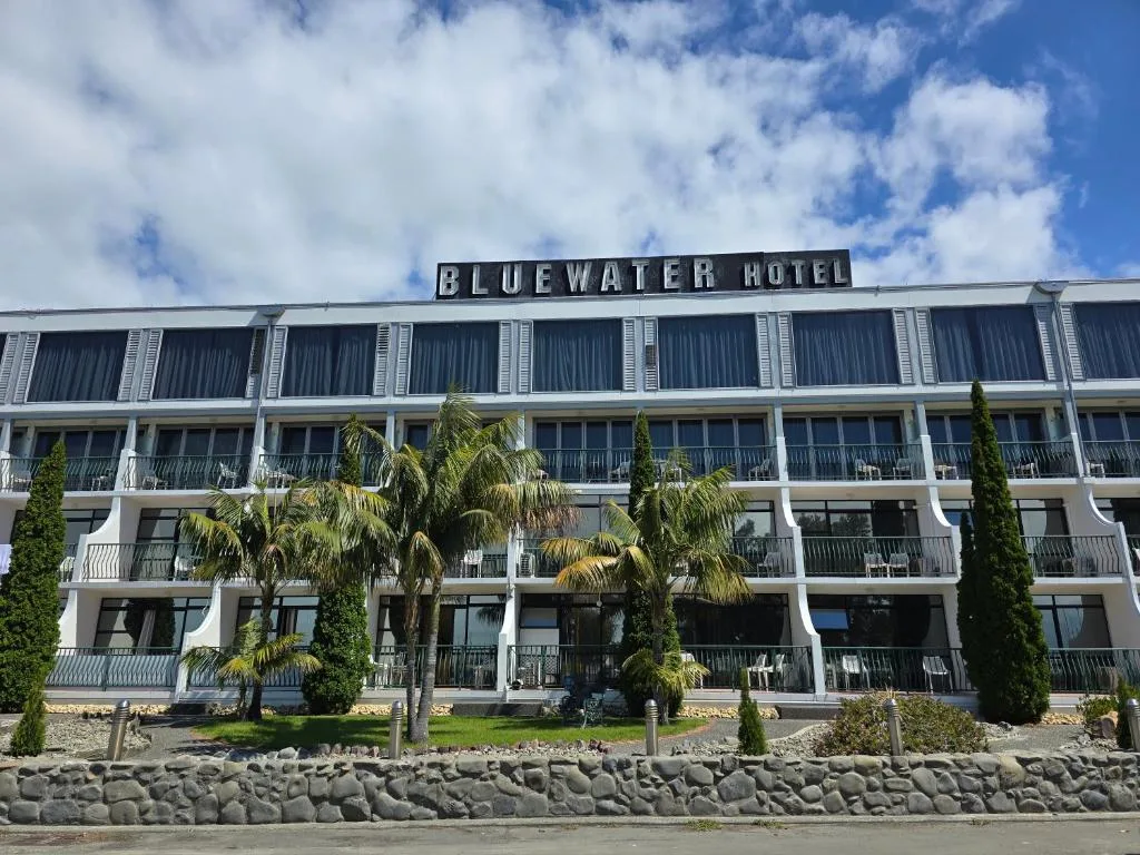 Bluewater Hotel — 2