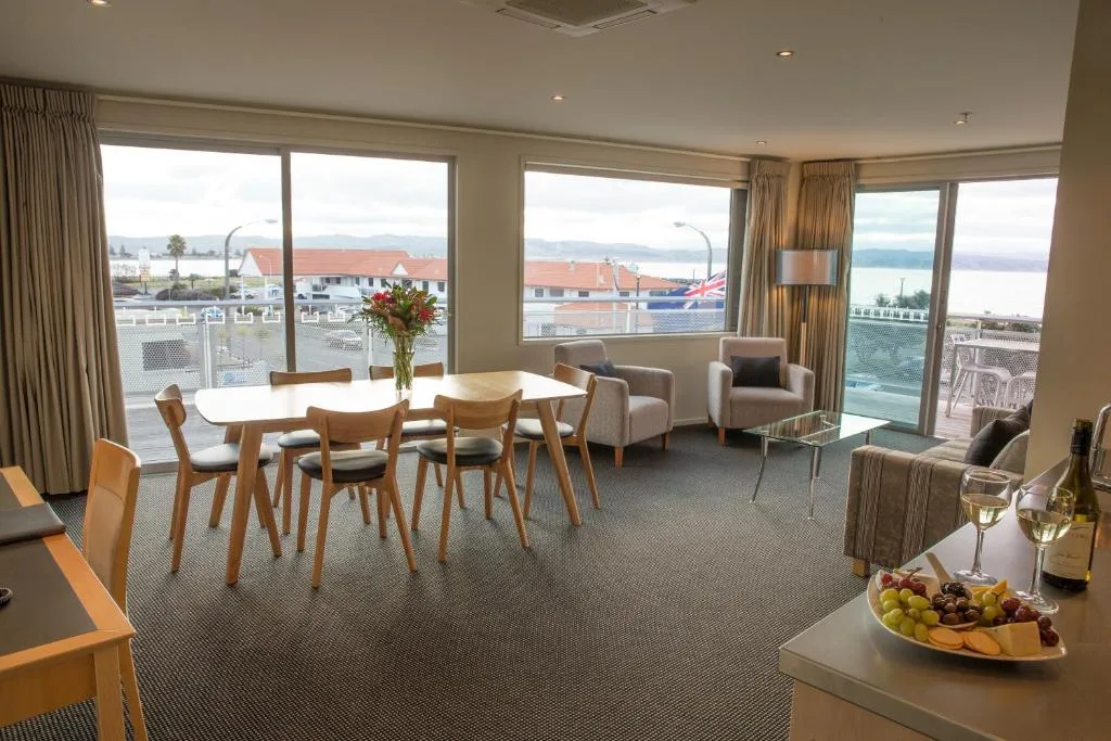 The Crown Hotel — 4