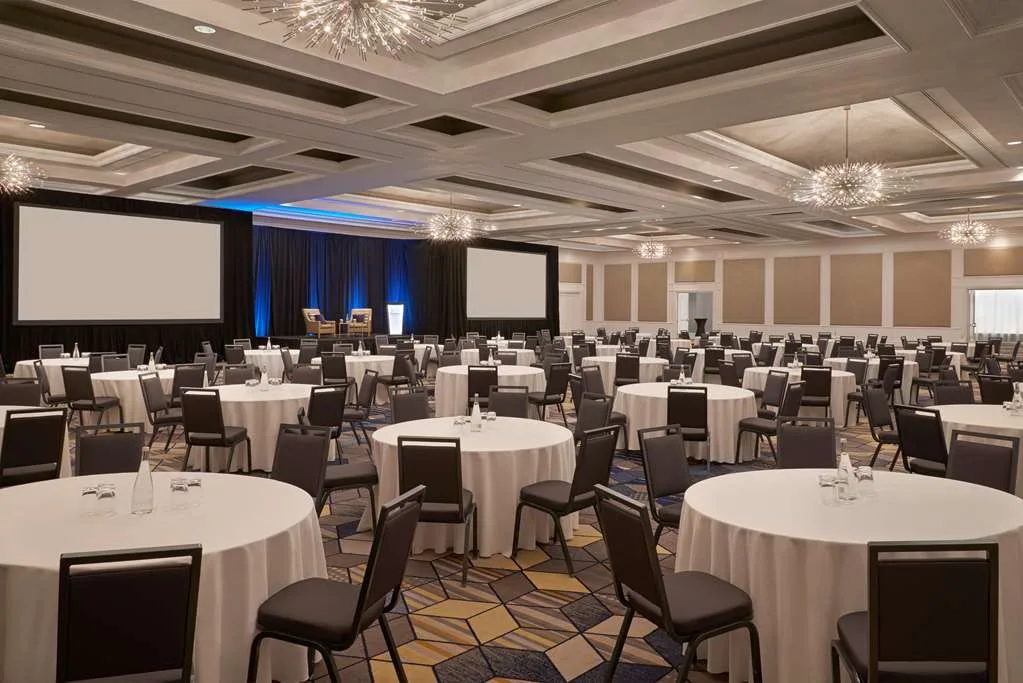 Best Western Parkway Hotel Toronto North — 5