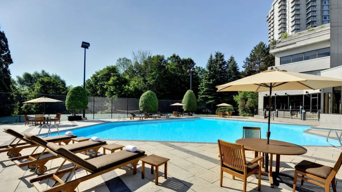 Crowne Plaza Toronto - North York by IHG — 3