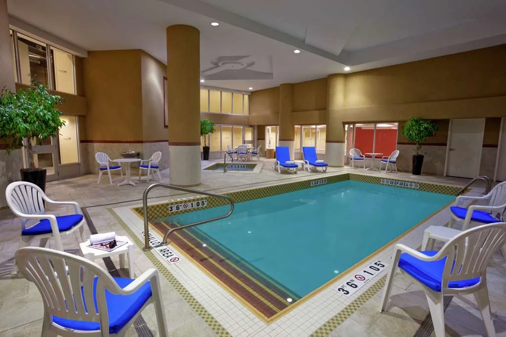 Hilton Garden Inn Toronto Airport — 5