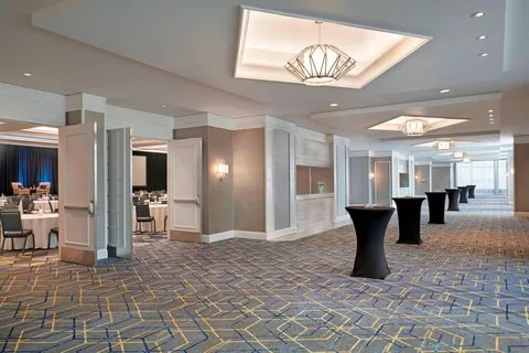 Sheraton Parkway Toronto North Hotel & Suites — 3