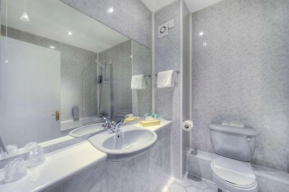 Quality Hotel Coventry — 3