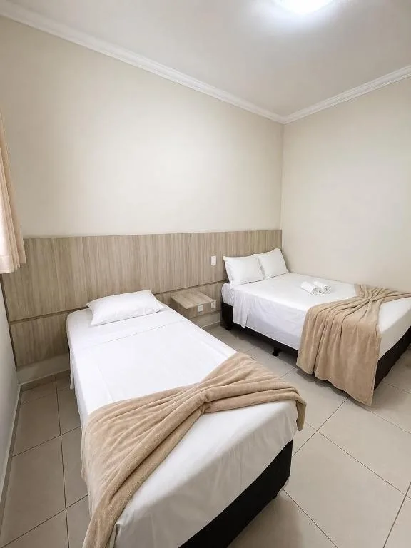 Glória Hotel — 2