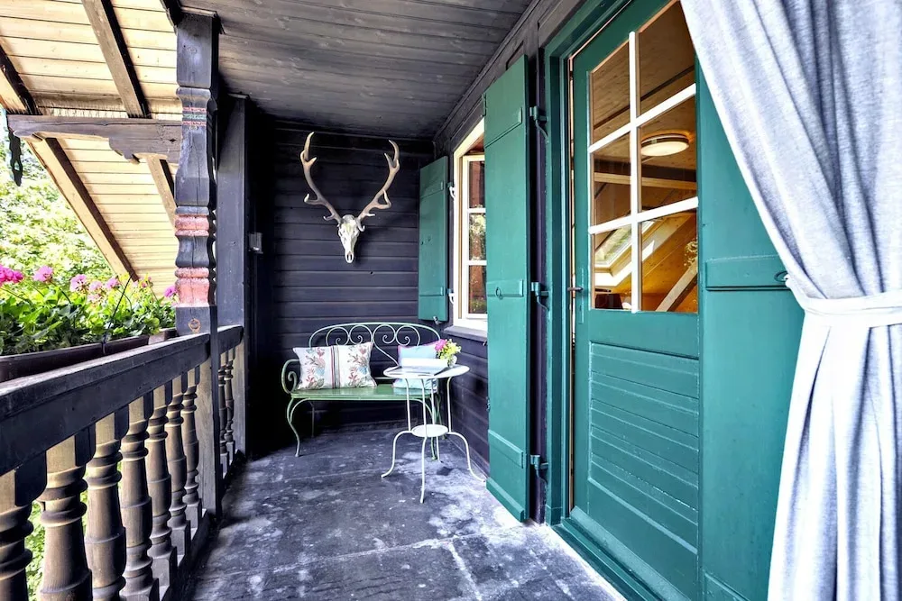 Villa Zollhaus Bed & Breakfast — 4