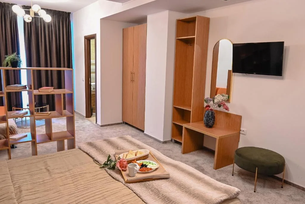 Bucharest Airport Hotel — 5