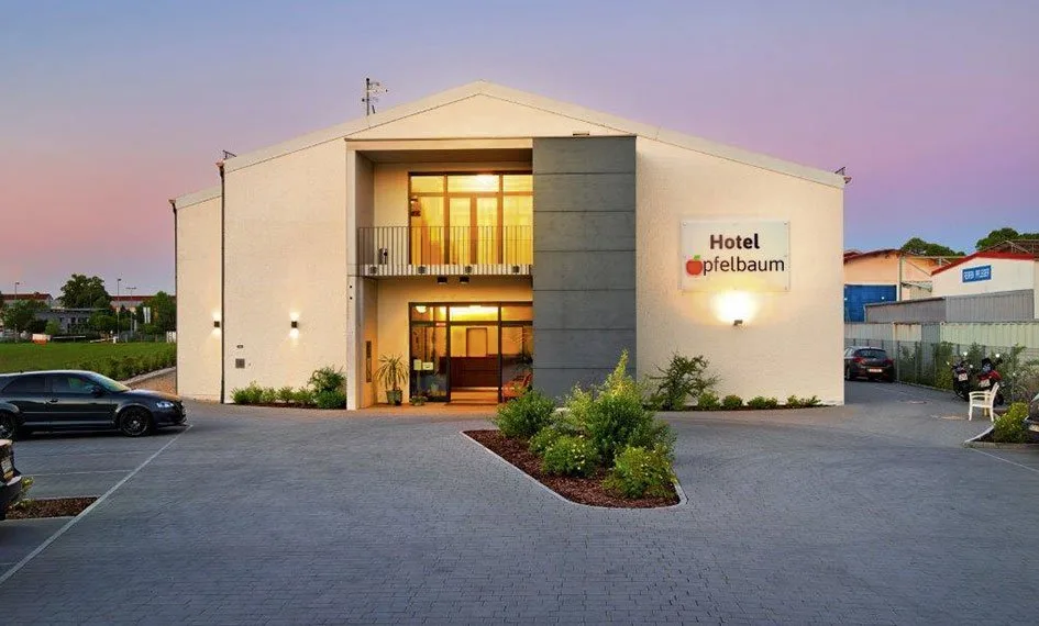 Apfelbaum Hotel — 5