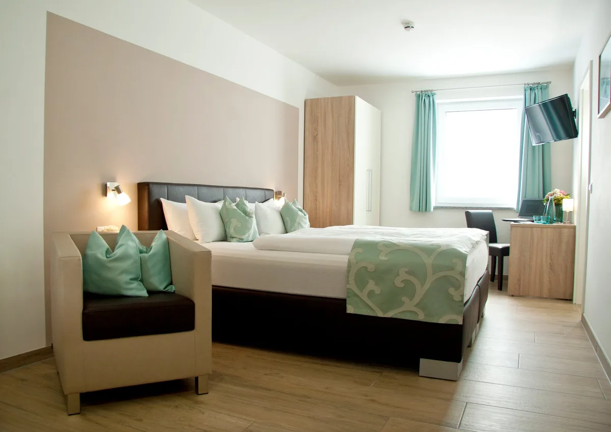 Hotel Claro garni — 4