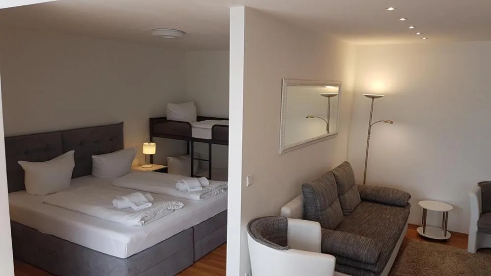 Hotel Zum Prinzen Sinsheim — 4