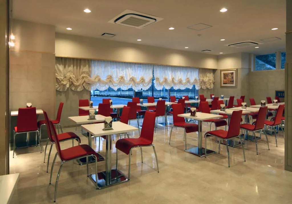Laxio Inn — 4