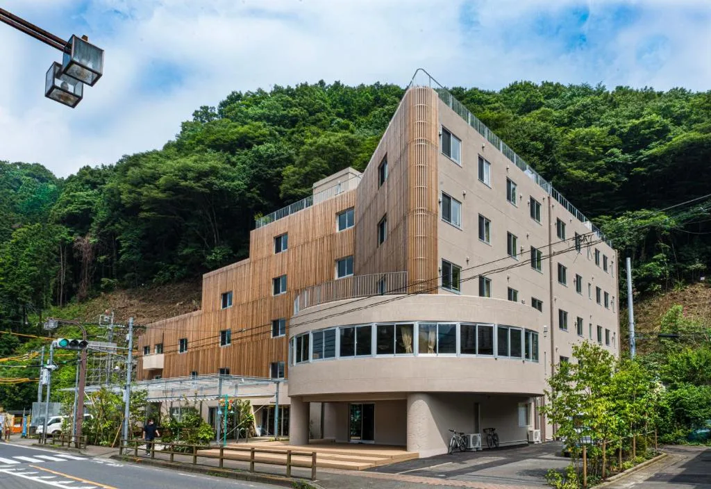 TAKAONE ACTIVITY&STAY — 4