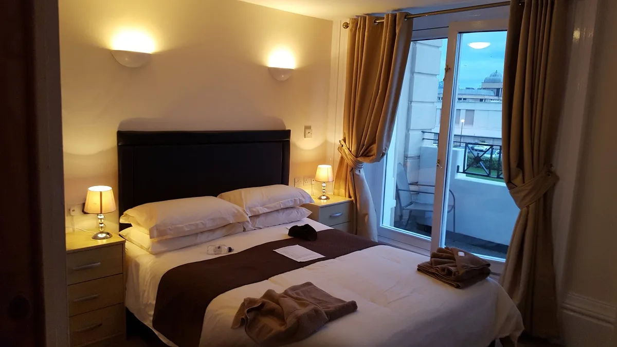 Royal Grosvenor Hotel