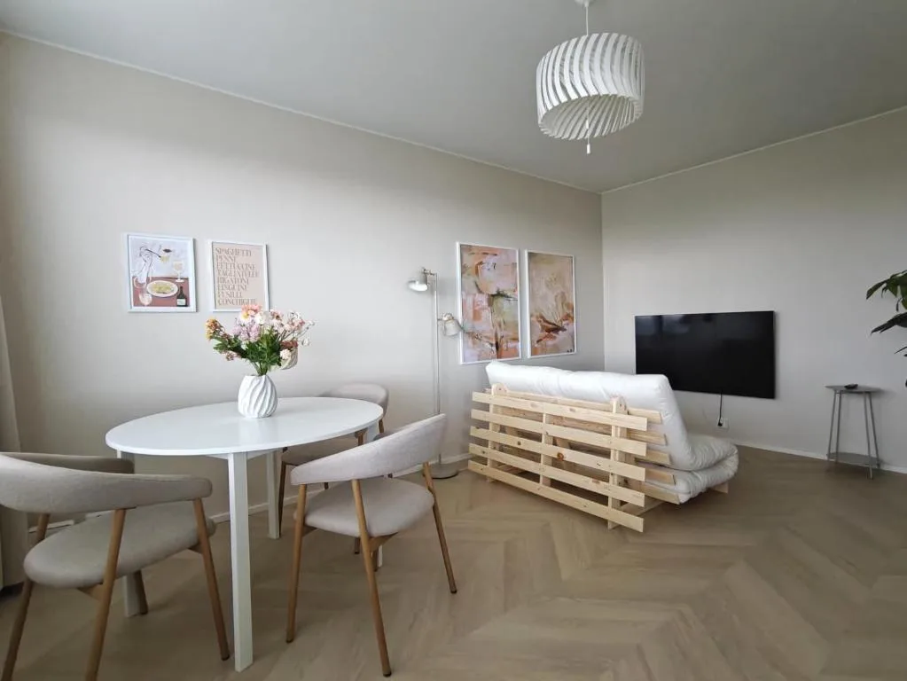 Premium downtown home - Top floor - Self check in