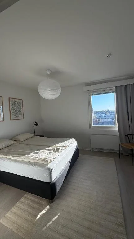 Valoisa kolmio Vaasan keskustassa — 2