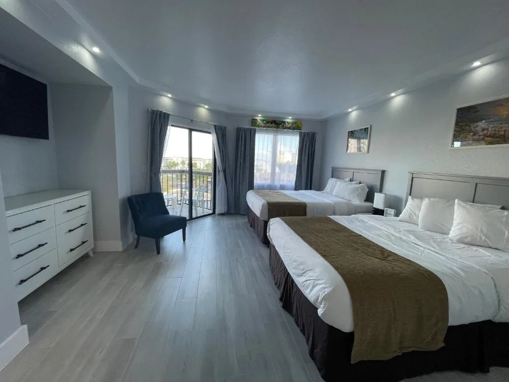 Lovely 1 bedroom Condo with pool