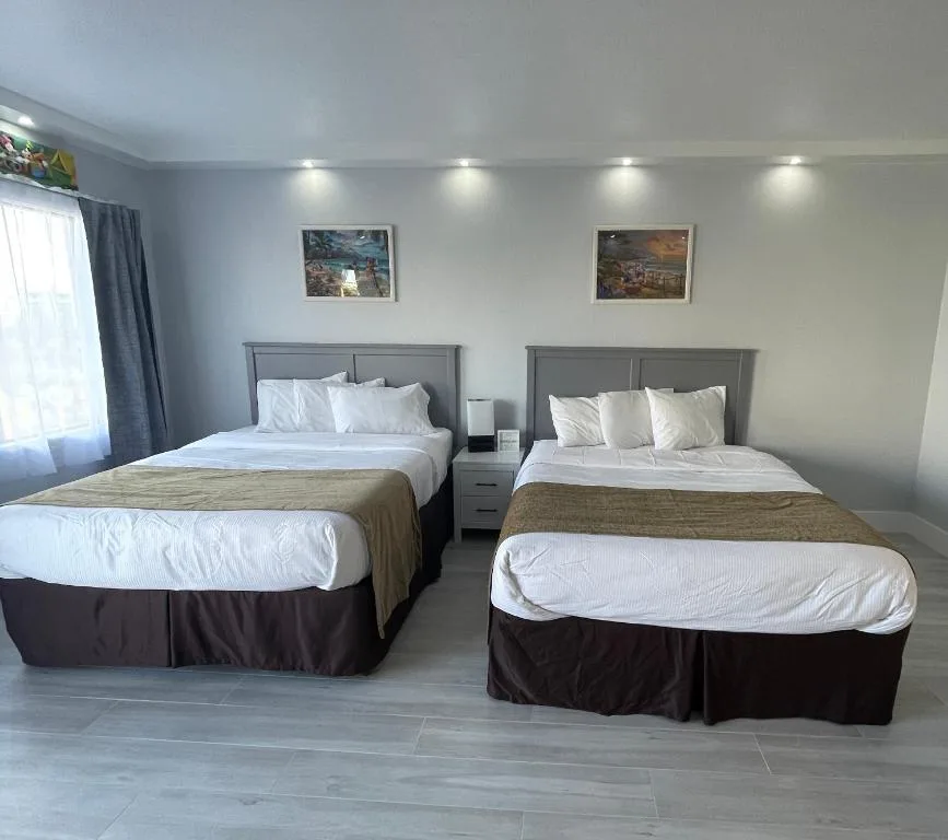 Lovely 1 bedroom Condo with pool — 2