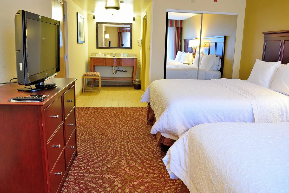 Hampton Inn & Suites Williamsburg-Richmond Rd.
