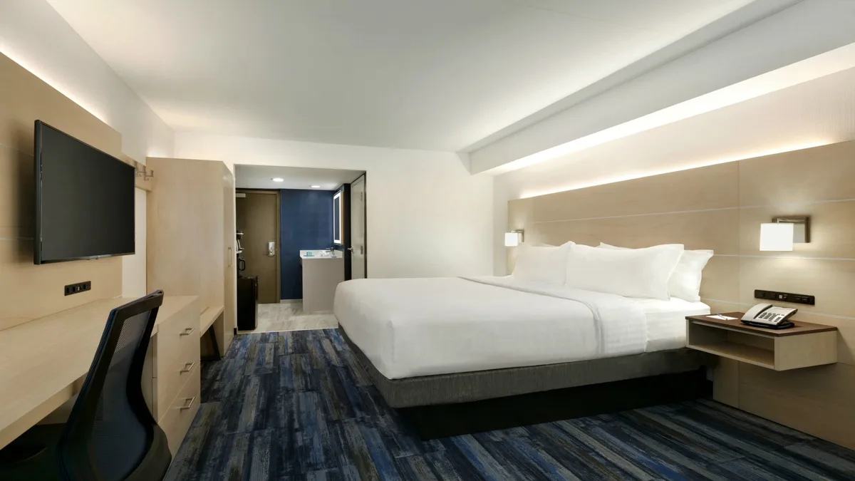 Holiday Inn Express Williamsbrg Busch Gardens Area by IHG