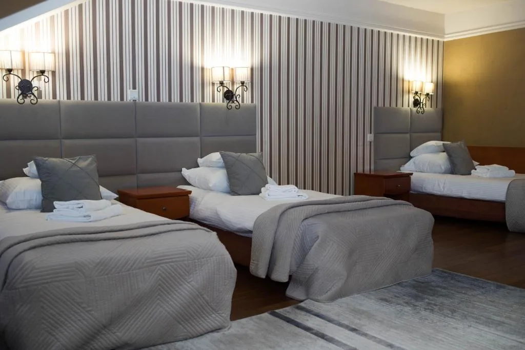 Hotel Wenecki — 4
