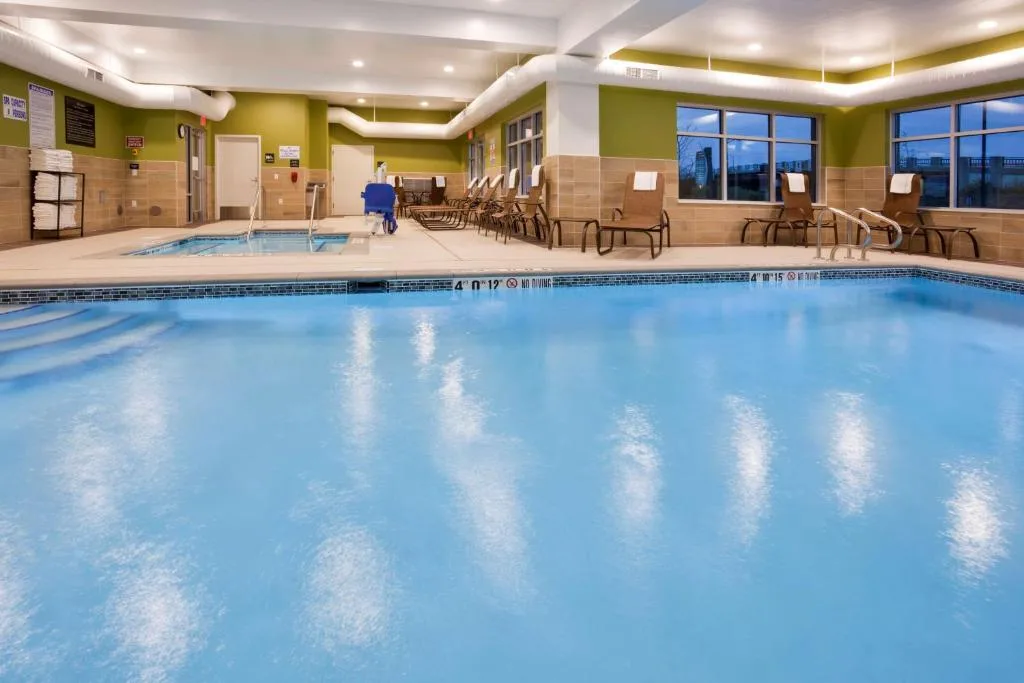 Hampton Inn Minneapolis Bloomington West — 4