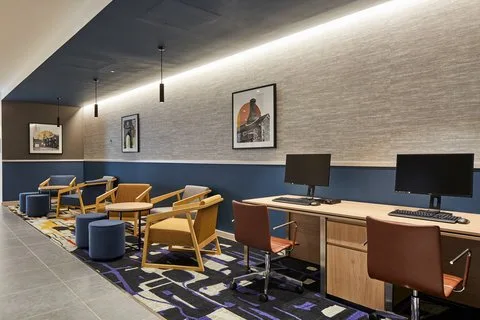 Courtyard by Marriott Keele Staffordshire — 5