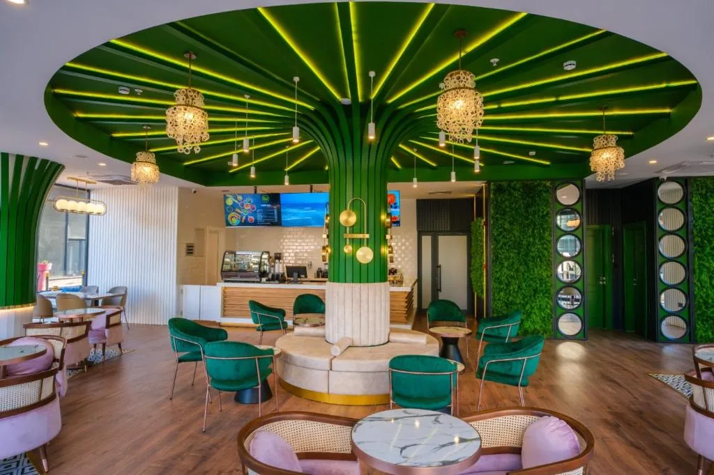 Caddem Inn Hotel — 4