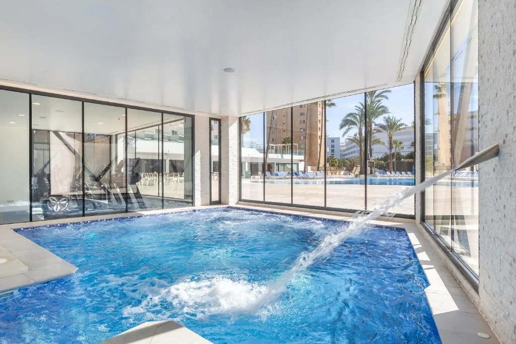 Hotel Samos — 4