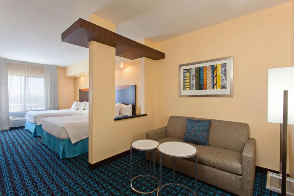 Fairfield Inn and Suites by Marriott El Paso — 4