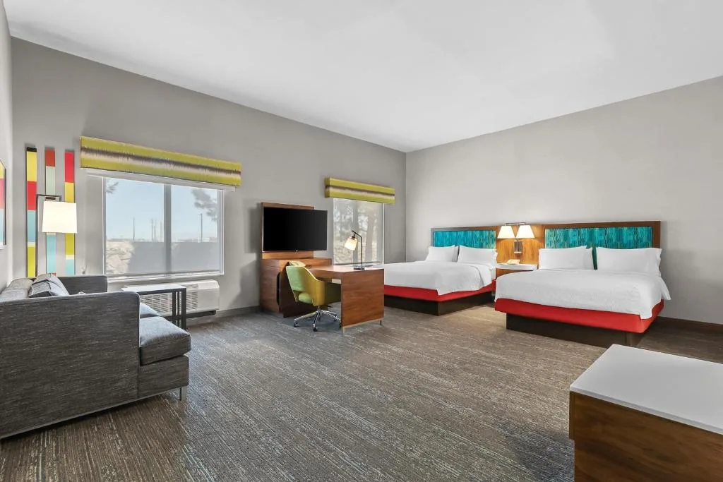 Hampton Inn & Suites El Paso West — 2