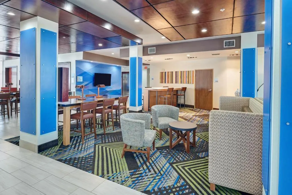 Holiday Inn Express & Suites El Paso - Sunland Park Area by IHG — 5