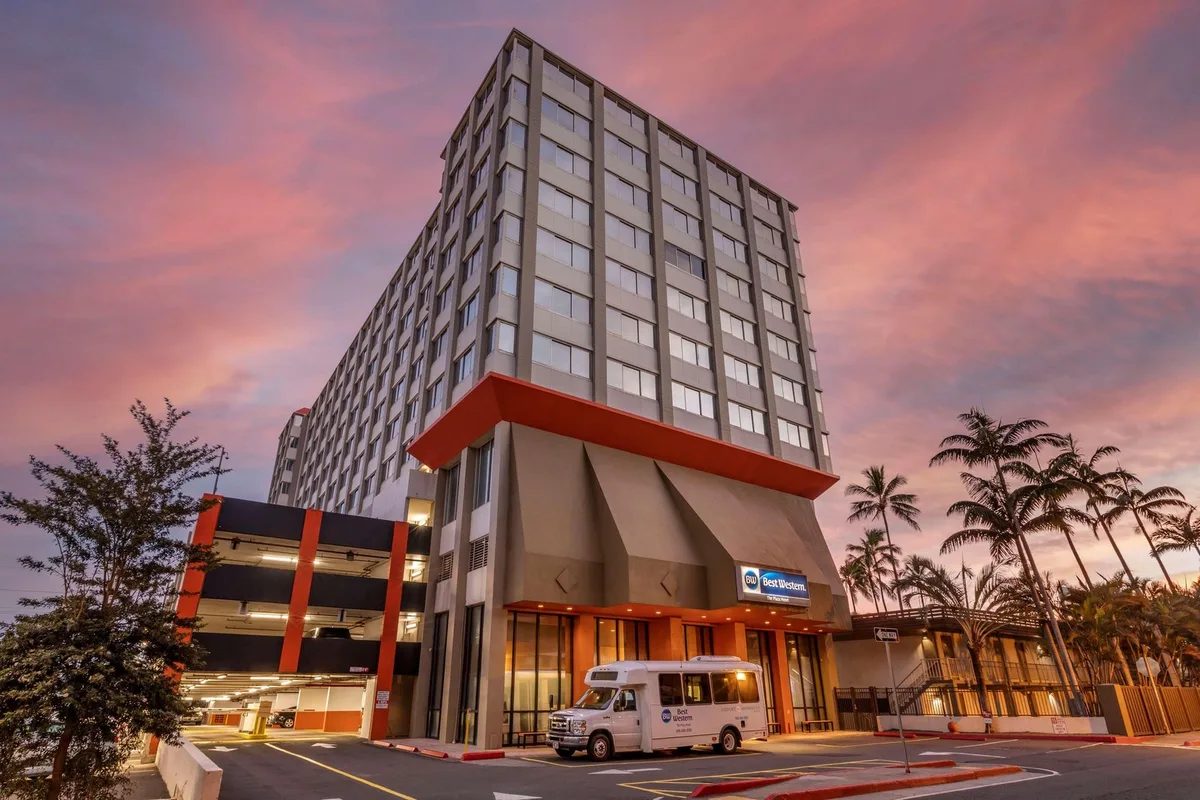 Best Western The Plaza Hotel Honolulu Airport — 4
