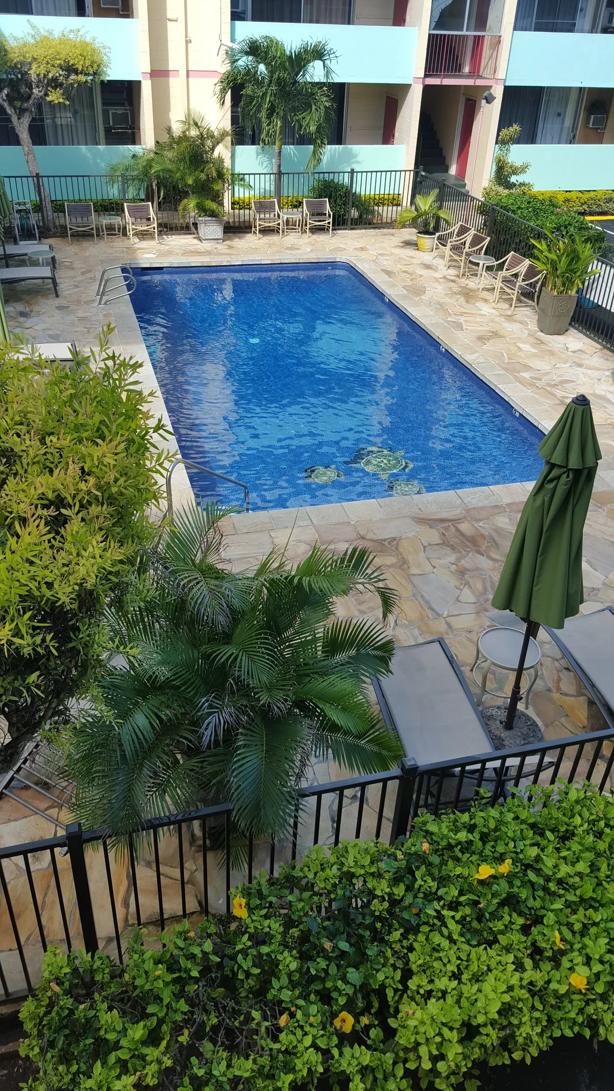Harbor Shores Apartment Hotel — 3