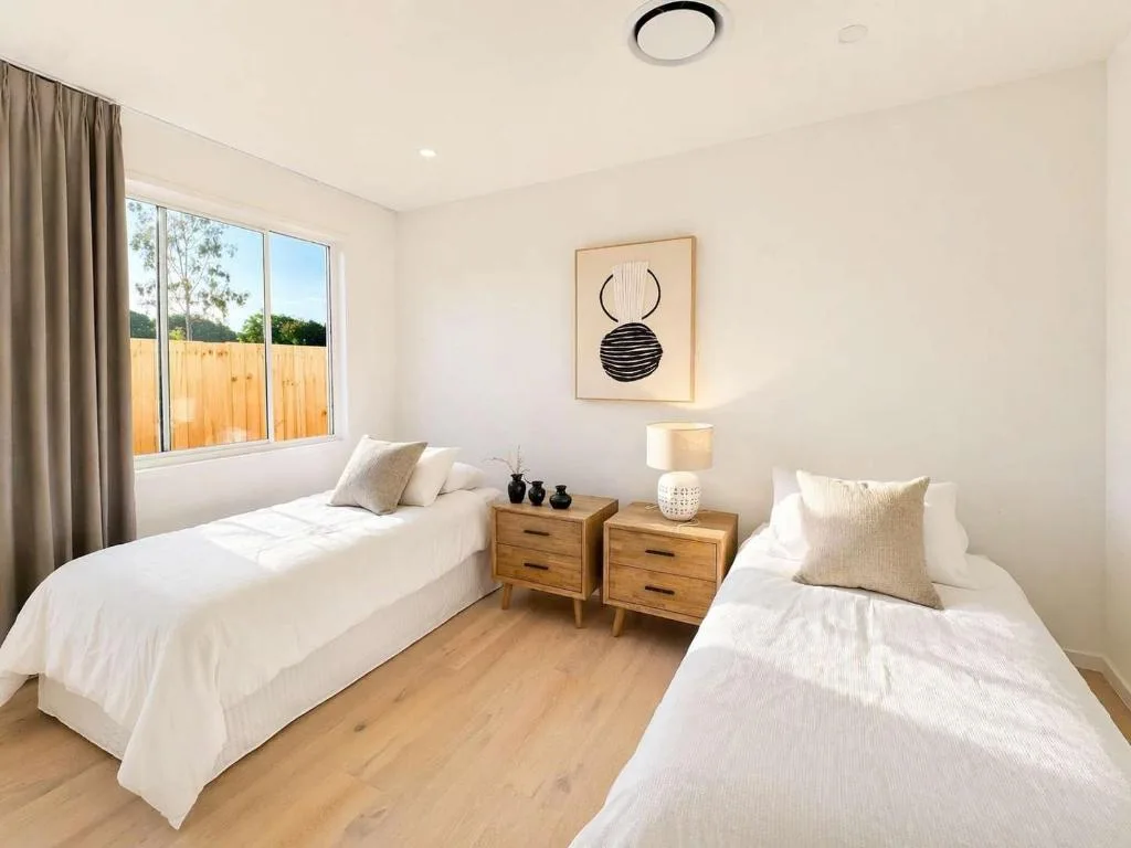 Luxury Waterfront 5BR New Home Theme Parks Nearby — 5